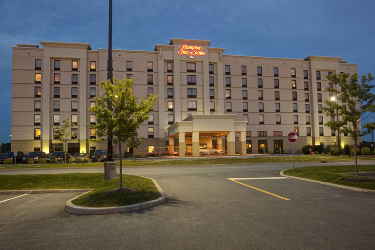 Exterior & Views 2, Hampton Inn & Suites by Hilton Halifax - Dartmouth, Halifax