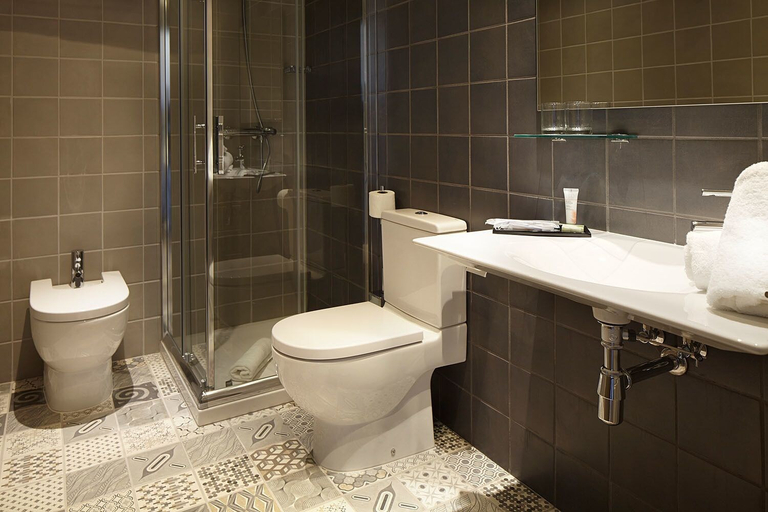 Bathroom 3, Hotel Imaz, Guipúzcoa