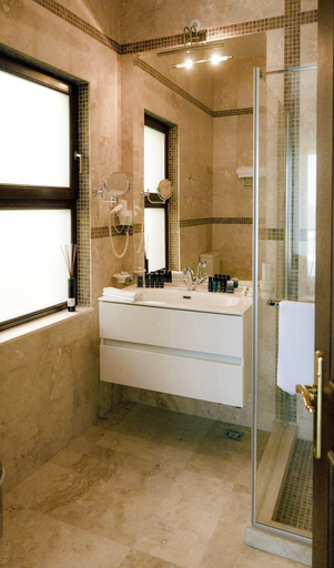 Bathroom 3, Oak Leaf Residences