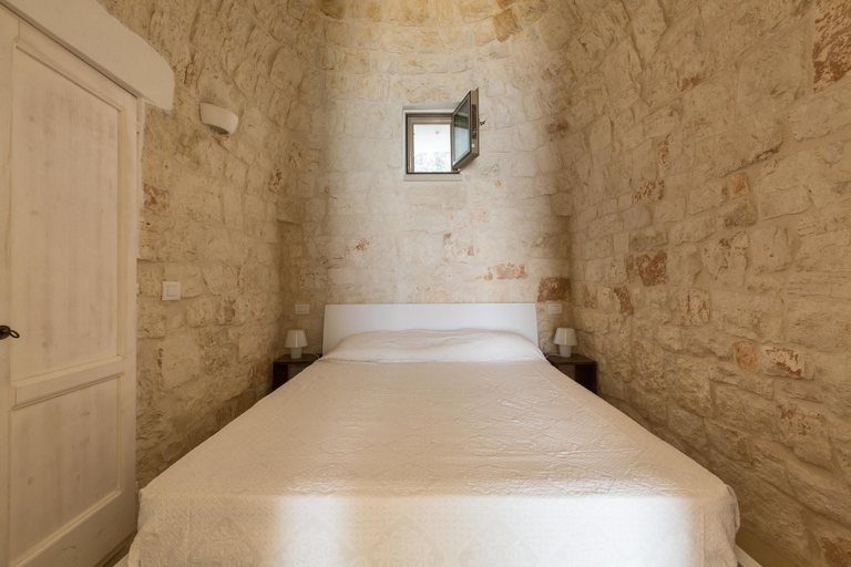 Bedroom 3, Casa Murredda, Brindisi