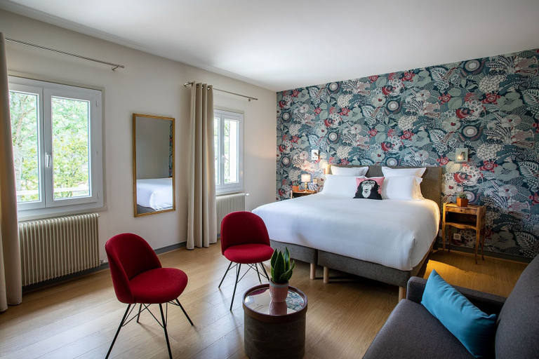 Bedroom 3, Hôtel Restaurant Gastronomique La Huchette, Ain