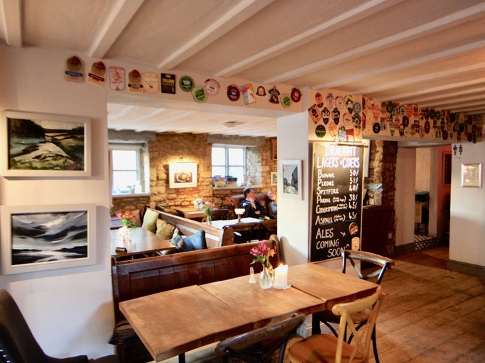 Food & Drinks 5, The Mousetrap Inn, Gloucestershire