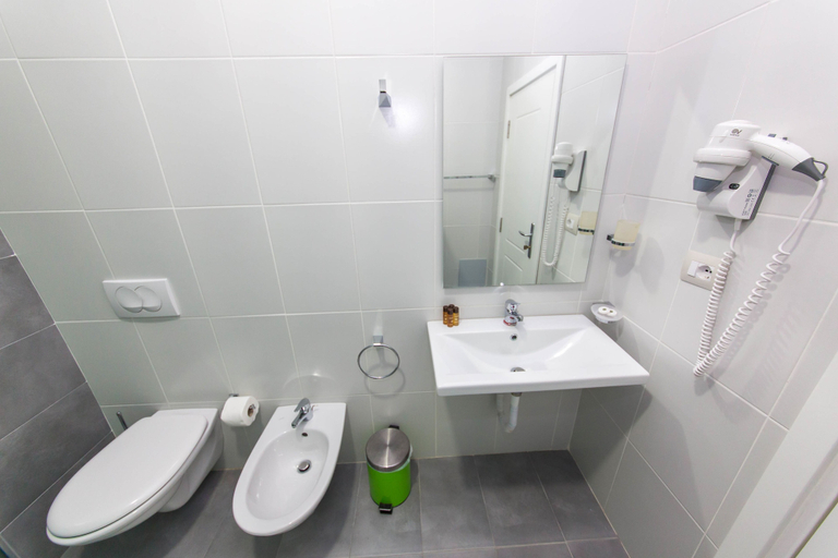 Bathroom 5, Alban Eco Hotel, Vlorës