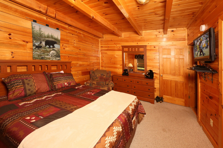 Bedroom 2, Bear Heaven - Two Bedroom Cabin, Sevier