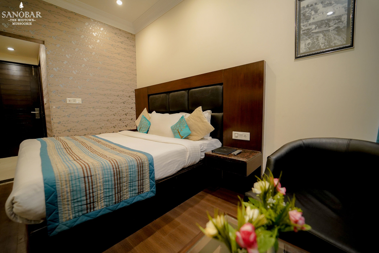 Bedroom 2, Sanobar The Midtown Mussoorie, Dehradun
