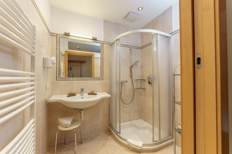 Bathroom 5, Sport Familienhotel Bv Renwirt, Liezen