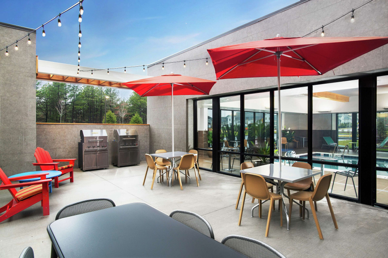 Food & Drinks 5, Home2 Suites by Hilton Long Island Brookhaven, Suffolk