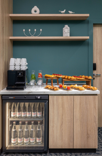 Food & Drinks 5, Courtyard by Marriott Paris Charles de Gaulle Central Airport, Val-d'Oise