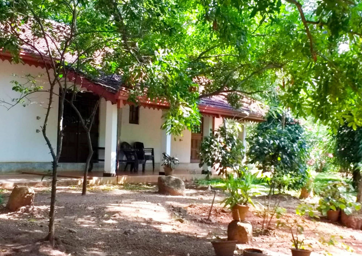 Exterior & Views 2, Yoho Lavonrich Bungalow, Maharagama