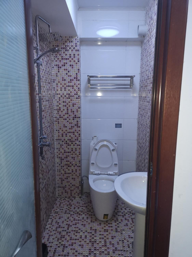 Bathroom 2, City Apartment, Rewa