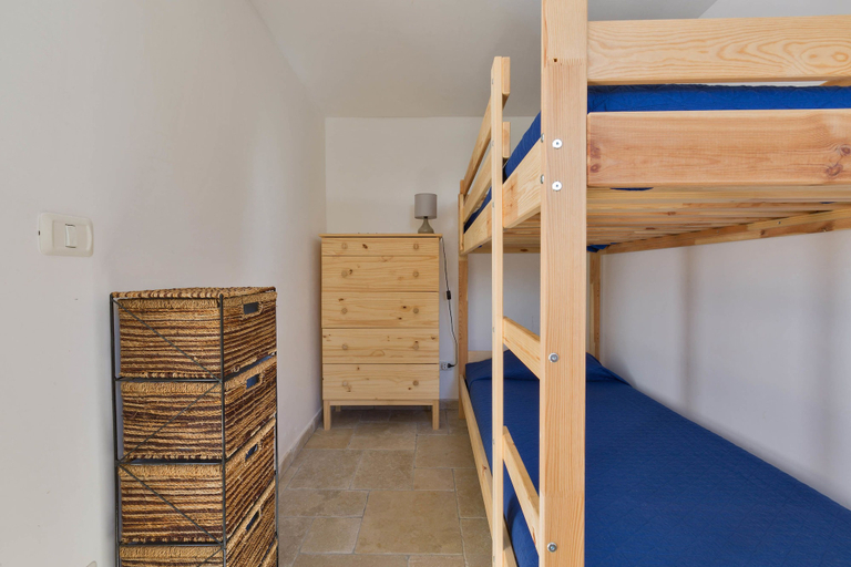 Bedroom 5, Trullo Luna, Brindisi