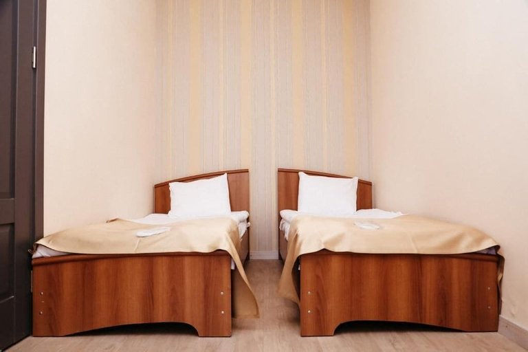 Bedroom 2, Best Western Bohemian Resort