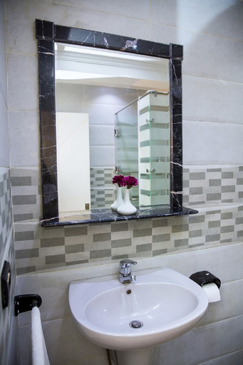 Bathroom 4, Havana Hotel Cairo, Al-'Ajuzah