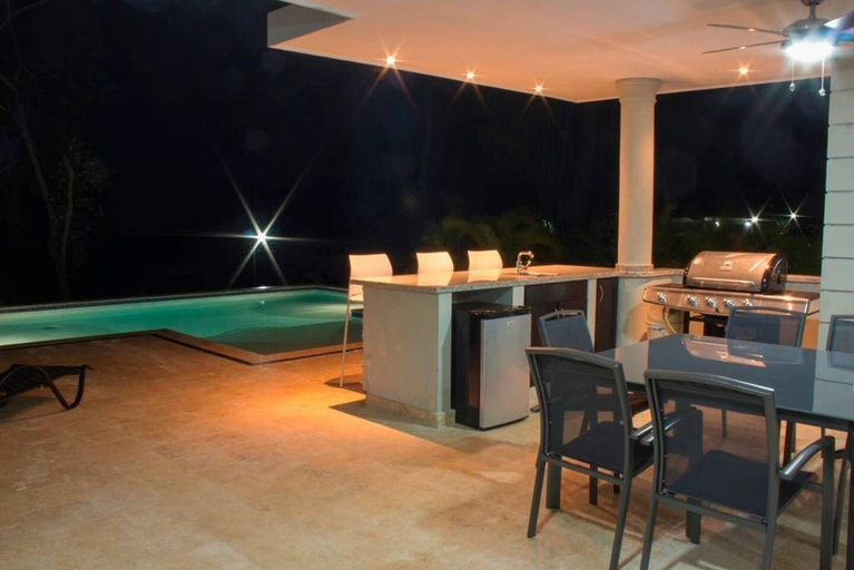 Food & Drinks, Stylish 3 Bedroom w/ Covered BBQ Area by the Pool, Sosua