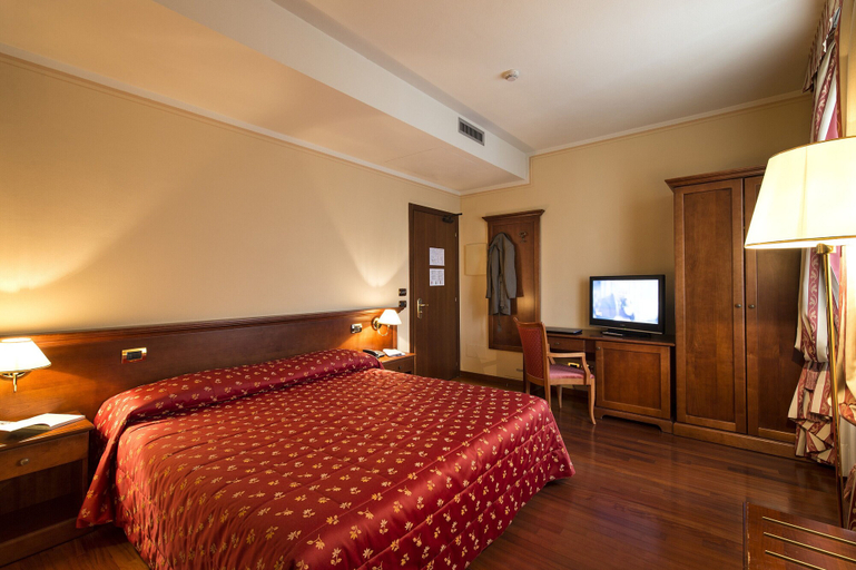 Bedroom 4, Centro Paolo VI, Brescia