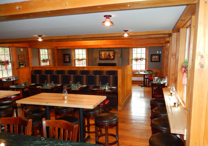 Food & Drinks 5, The Lyme Inn, Grafton