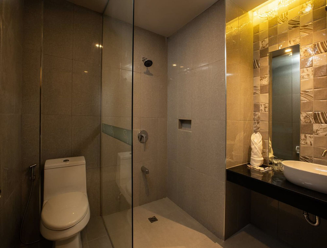 Bathroom 3, Sky Hotel Pampanga, Bacolor