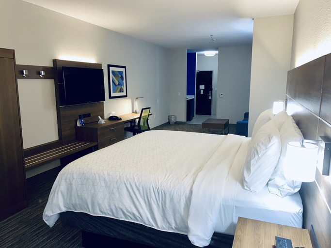 Bedroom 4, Holiday Inn Express & Suites CORPUS CHRISTI by IHG, Nueces
