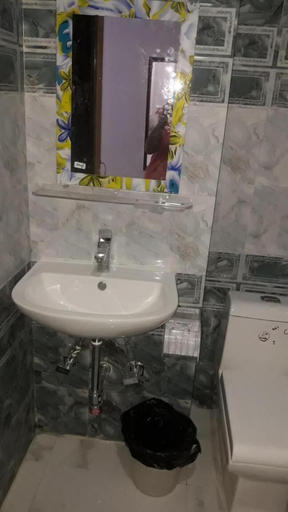 Bathroom 2, Rajdhani guest house, Faridabad