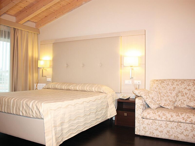 Bedroom 4, Hotel Porto Azzurro, Brescia