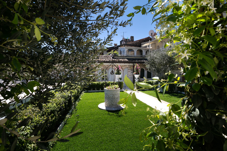 Exterior & Views 2, Relais La Speranzina, Brescia