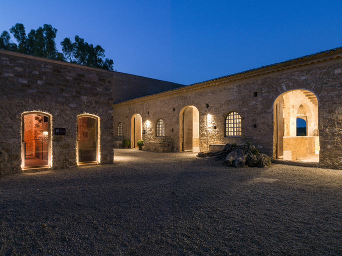 Exterior & Views 2, Wine Relais Feudi del Pisciotto, Caltanissetta