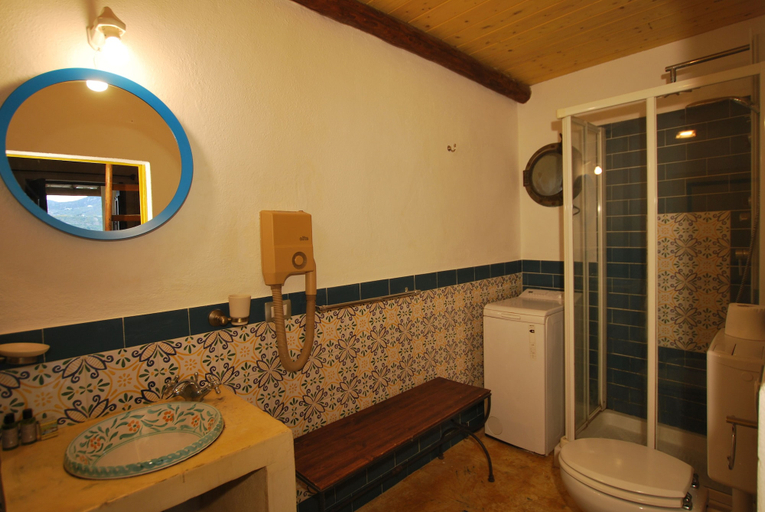 Bathroom 4, Lodge Maracuja, Messina