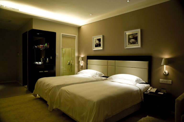 Bedroom 2, KaiMan Hotel, Zhuhai