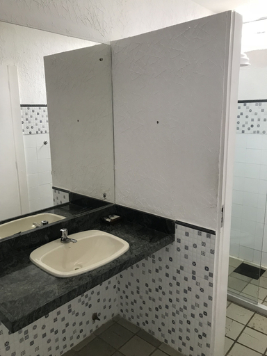 Bathroom 3, Hotel Velho Monge, Teresina