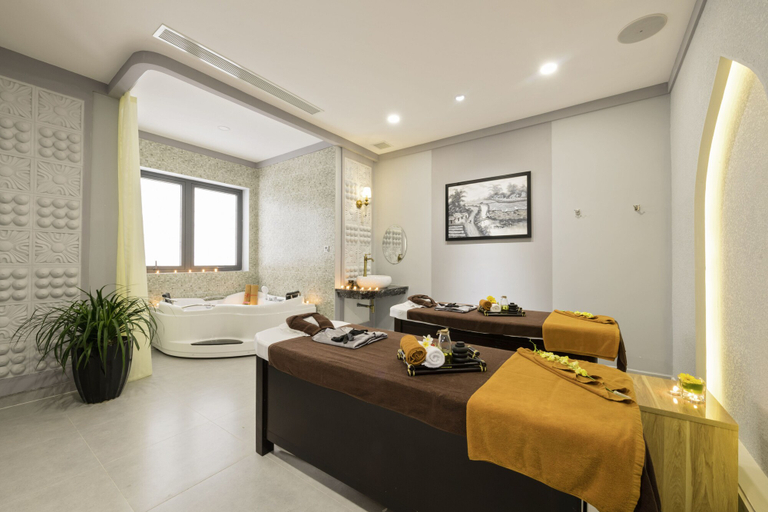 Bathroom 5, My Son Heritage Resort And Spa, Da Nang