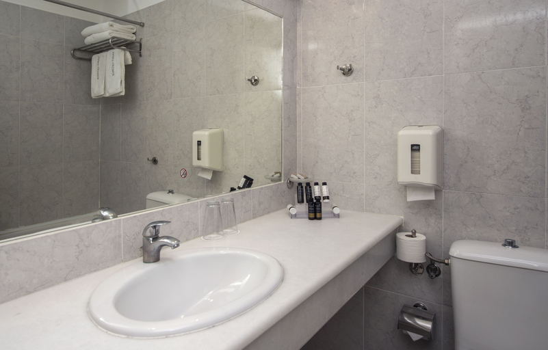 Bathroom 5, Saint George Hotel, South Aegean