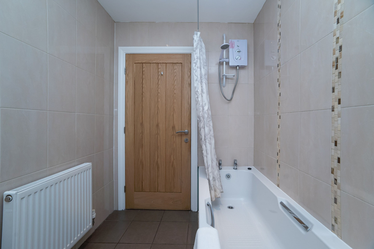 Bathroom 4, The New Mill Apartments, Newcastle upon Tyne