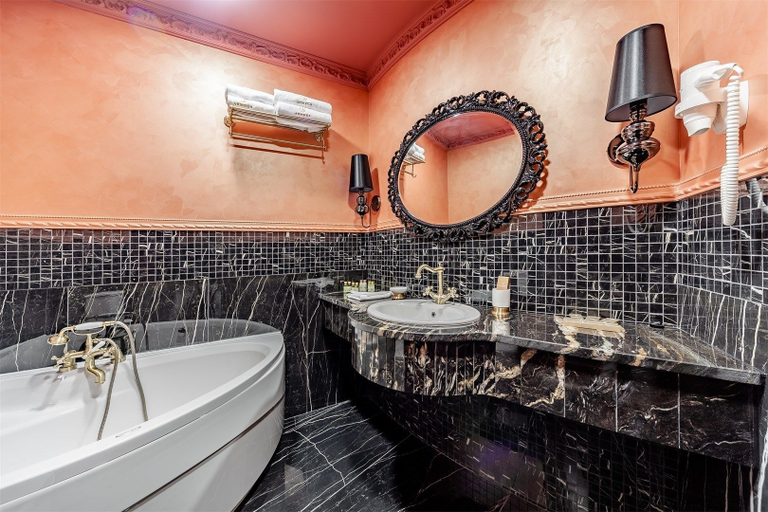 Bathroom 4, Armega, Leninskiy rayon