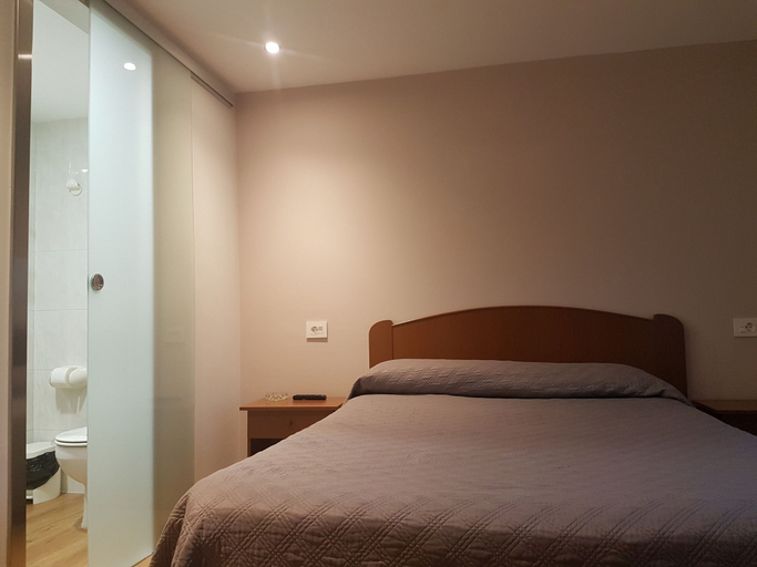 Bedroom 3, Hostal Galicia Arteixo, A Coruña