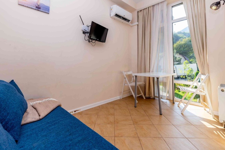 Others 5, More Apartments na Turchinskogo 10 2, Sochi gorsovet