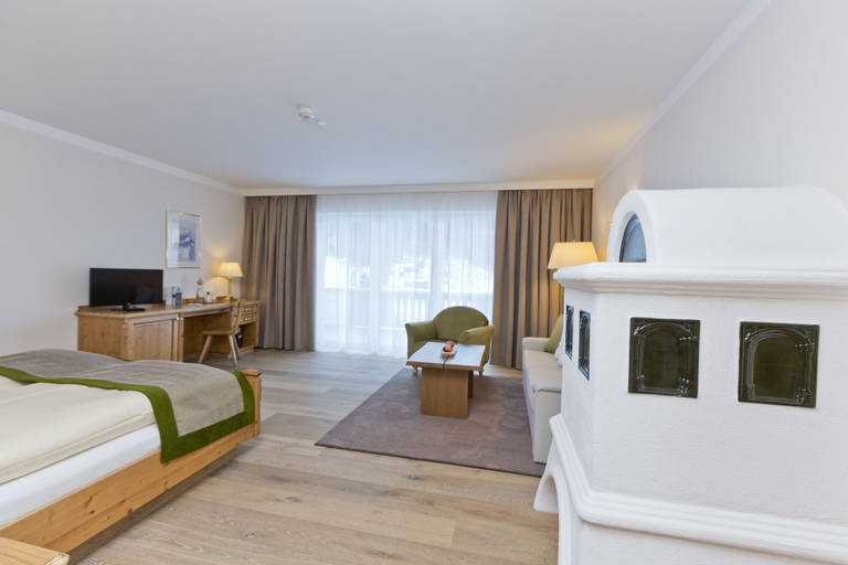 Bedroom 3, Traumhotel Alpina - Yoga & Ayurveda Adults only, Schwaz