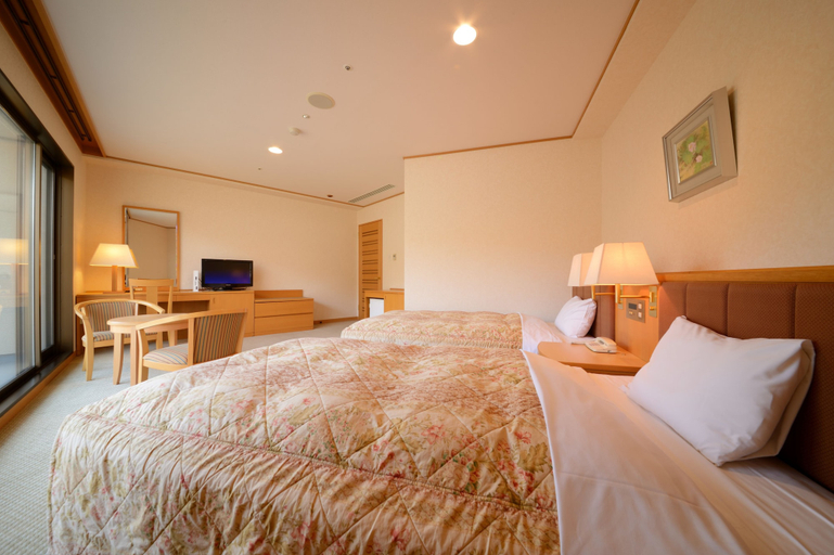 Bedroom 3, Surikamitei Ohtori, Fukushima