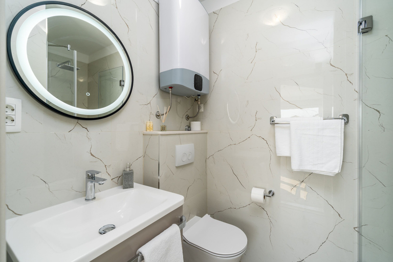 Bathroom 4, Rooms Vedrana, Podstrana