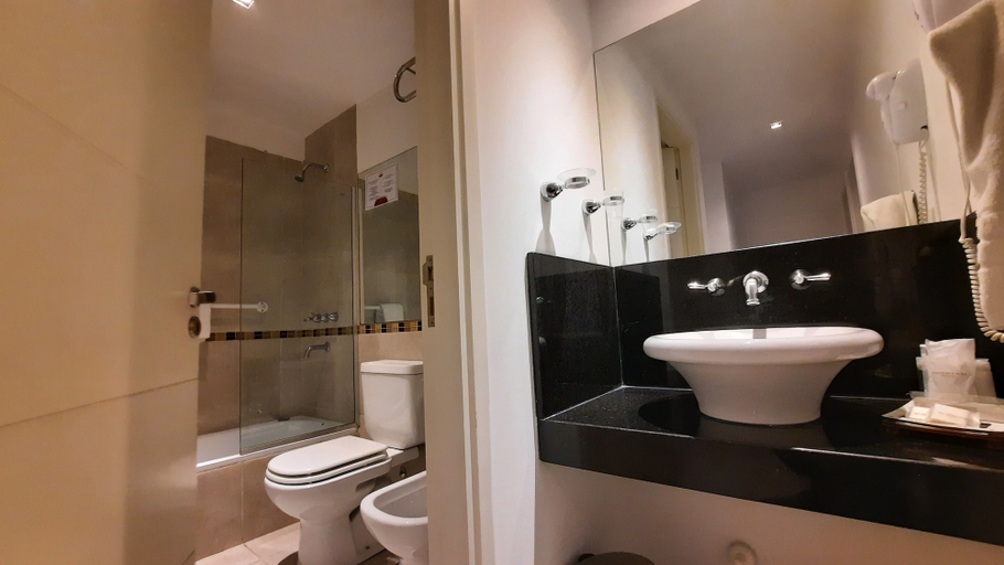 Bathroom 4, Amérian Carlos Paz, Santa María