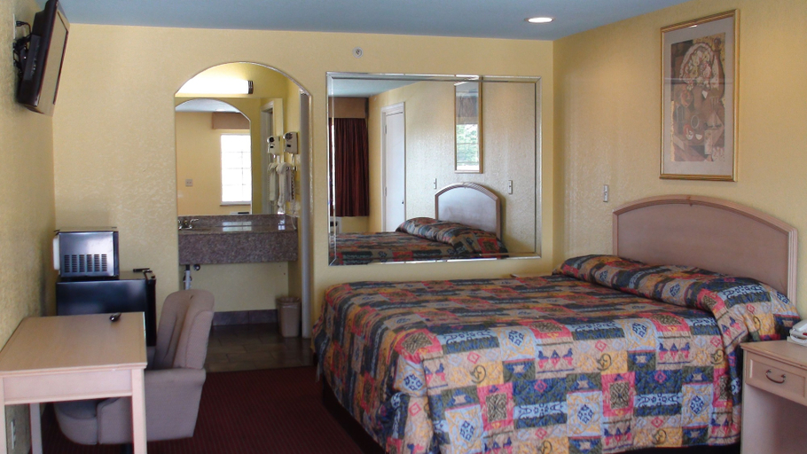 Bedroom 4, Winnquest Inn Near Ft. Sam Houston, Bexar