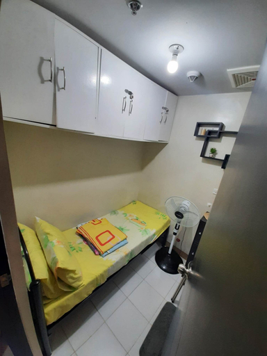 Bedroom 3, Manhattan Plaza Tower 1 by JS, Quezon City