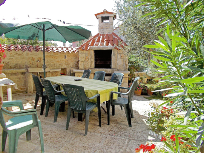 Food & Drinks, Sol Jardin Apartments, Medulin