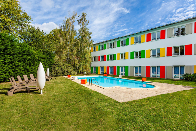 Exterior & Views 2, Hotel Full Colors, Rhône