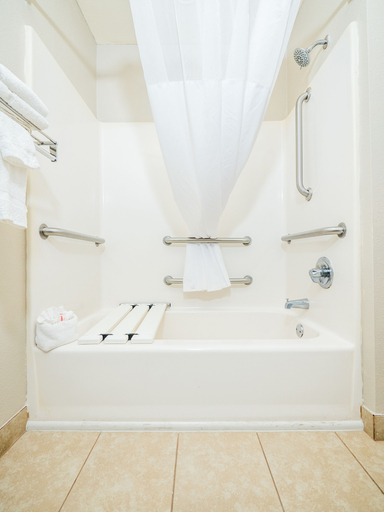 Bathroom 4, Microtel Inn & Suites by Wyndham Palm Coast I-95, Flagler