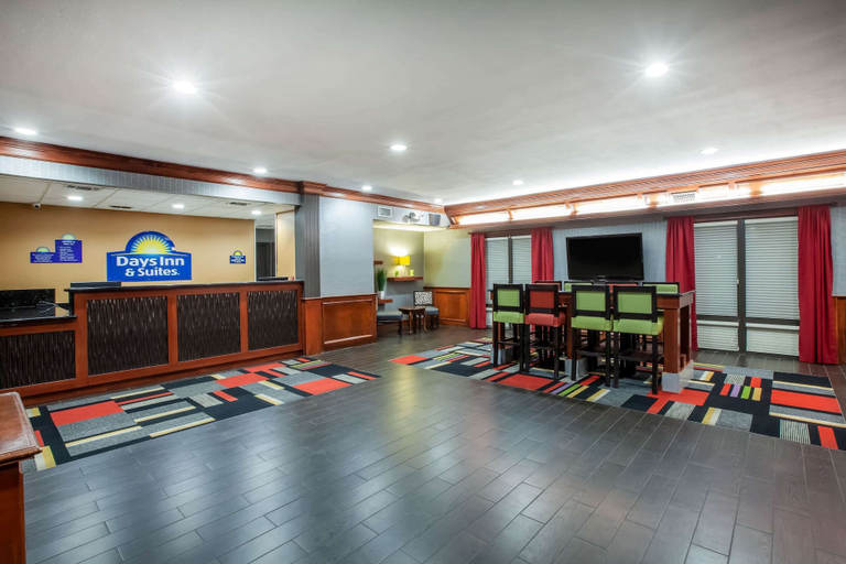 Food & Drinks 5, Days Inn & Suites by Wyndham Tyler, Smith