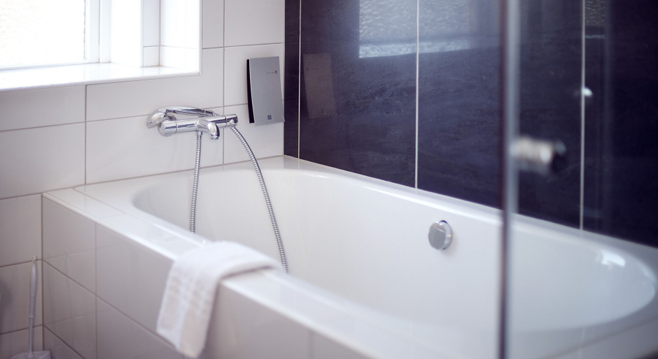 Bathroom 5, Home Hotel Atlantic, Sandefjord