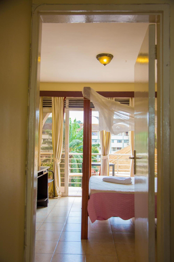 Bedroom 3, Shumuk Hotel and Apartments, Kampala