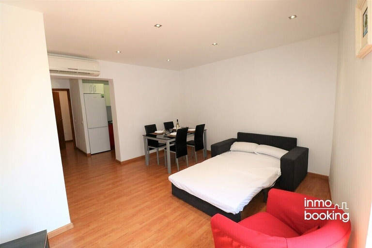 Bedroom 4, InmoBooking Tarraco climatizado ,cerca de la playa, Tarragona