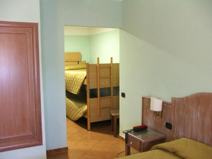 Bedroom 3, Grand Hotel Pavone, Frosinone