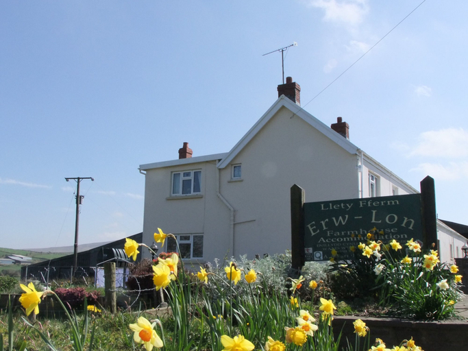 Exterior & Views 2, Erw-lon Farm, Pembrokeshire